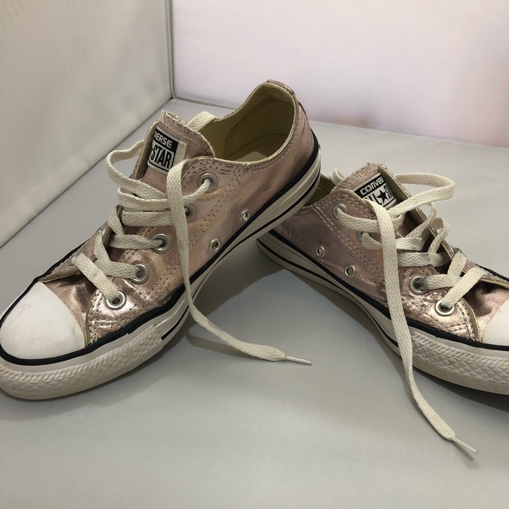Pink metallic converse ❤️❤️